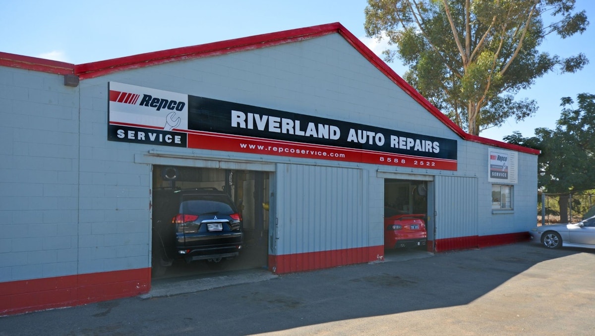 Thumbnail for Car service in Barmera